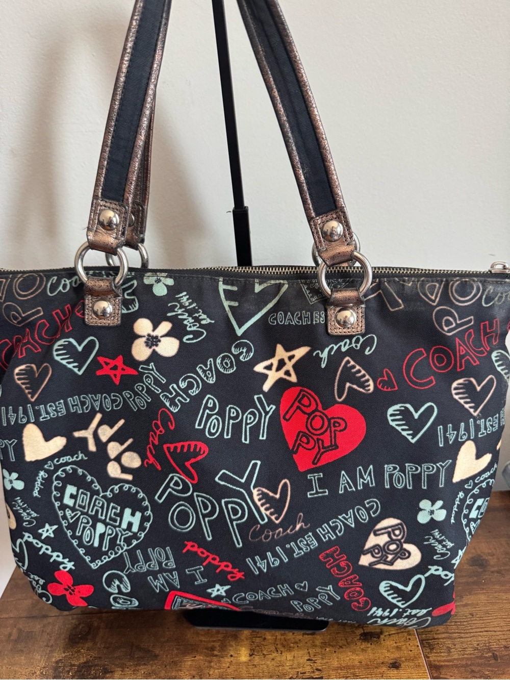 Coach Black Tote with Red, Cream & Mint Hearts and Stars Graphic Poppy Print - Picture 5 of 8